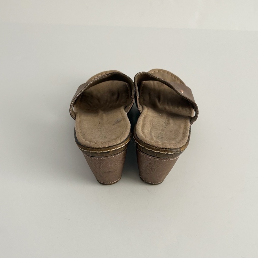 Naturalizer Metallic Brown Slide Sandals - Picture 5 of 6